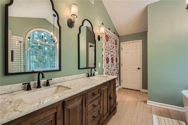 2400 Compton Place, Suwanee, GA 30024