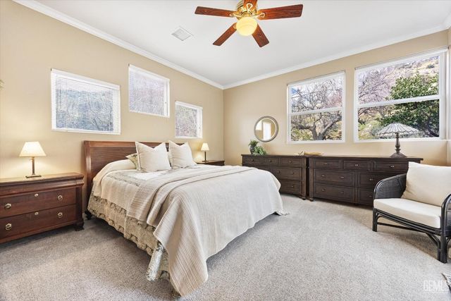 21805 Mountain Drive, Tehachapi, CA 93561