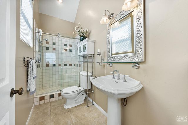 21805 Mountain Drive, Tehachapi, CA 93561