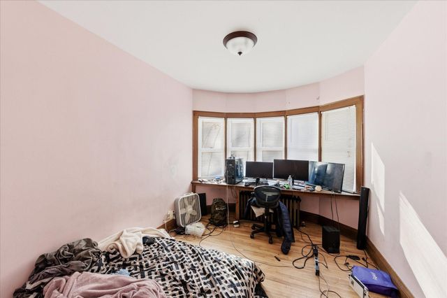 4165 Aldrich Avenue N, Minneapolis, MN 55412