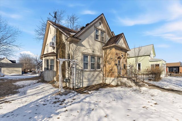 4165 Aldrich Avenue N, Minneapolis, MN 55412