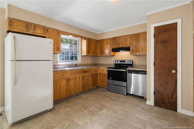 1001 Arberdale Drive, Fayetteville, NC 28304