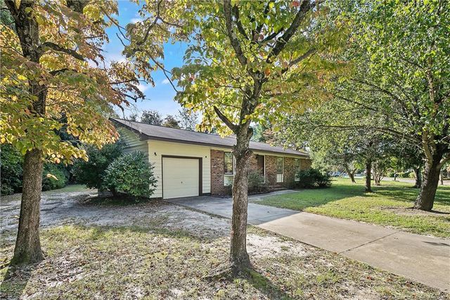 1001 Arberdale Drive, Fayetteville, NC 28304