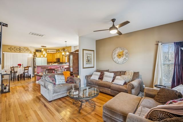 1939 Lombardia Ln, Madison, TN 37115