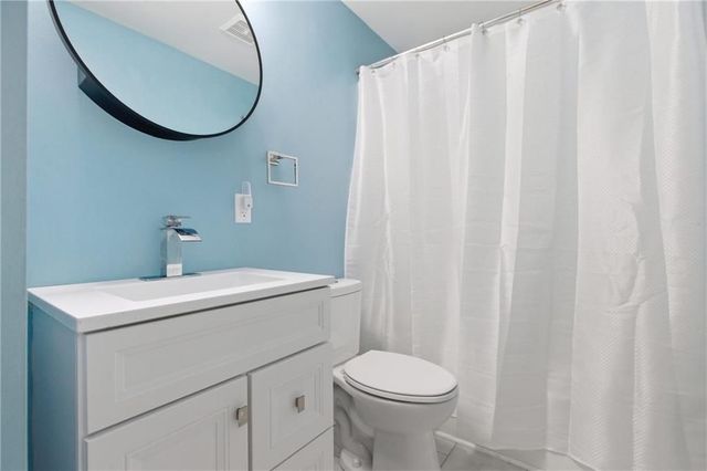 701 Havengate Dr, Bethel Park, PA 15102