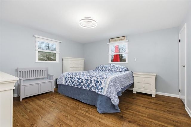 701 Havengate Dr, Bethel Park, PA 15102