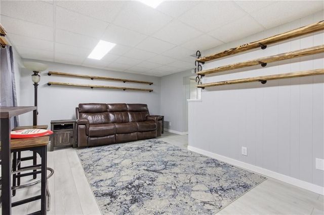 701 Havengate Dr, Bethel Park, PA 15102