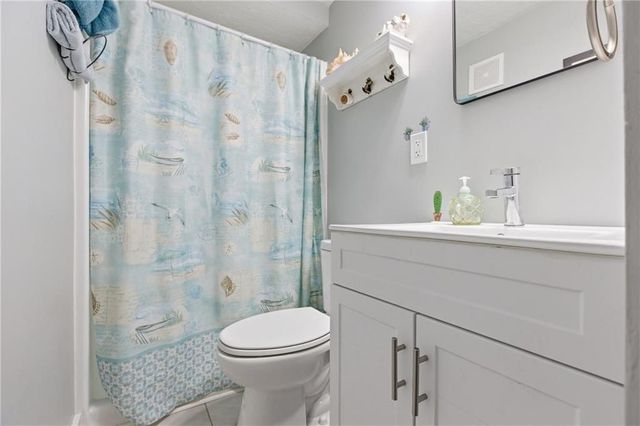 701 Havengate Dr, Bethel Park, PA 15102