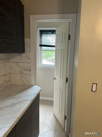 10-12 Clark Street, Hartford, CT 06120