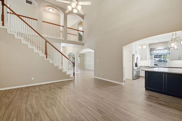 625 Hammond Drive, Mansfield, TX 76063