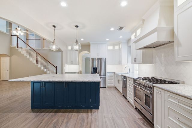 625 Hammond Drive, Mansfield, TX 76063