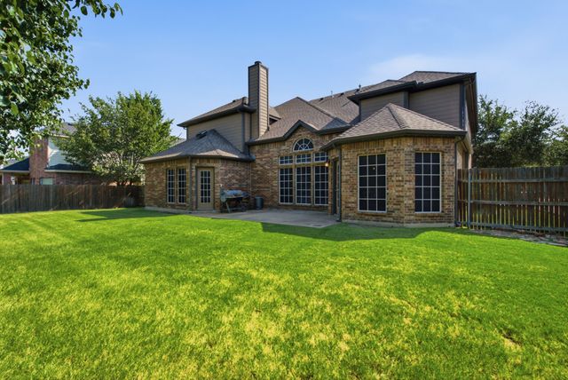 625 Hammond Drive, Mansfield, TX 76063