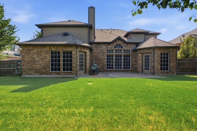 625 Hammond Drive, Mansfield, TX 76063