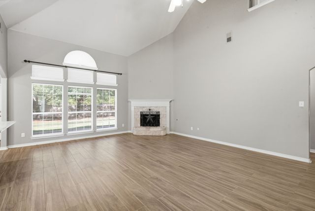 625 Hammond Drive, Mansfield, TX 76063