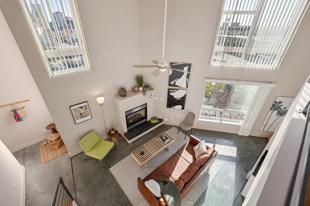 675 8Th St 10, Oakland, CA 94607