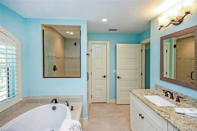 1310 Par View DR, Sanibel, FL 33957