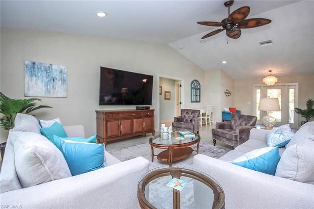 1310 Par View DR, Sanibel, FL 33957