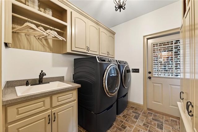 4010 Asheville Manor Court, Cumming, GA 30040