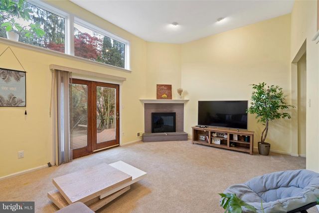 156 EATON DR, Wayne, PA 19087