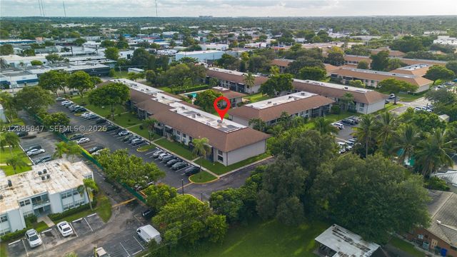 5767 Washington St F22, Hollywood, FL 33023