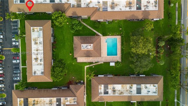 5767 Washington St F22, Hollywood, FL 33023
