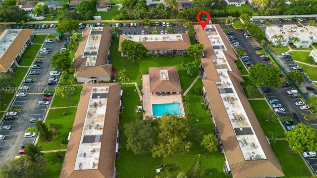 5767 Washington St F22, Hollywood, FL 33023