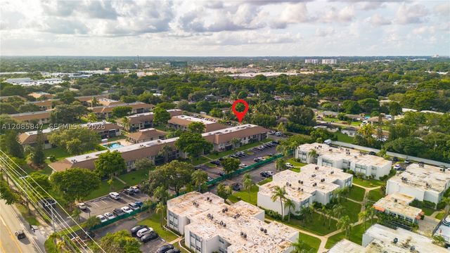 5767 Washington St F22, Hollywood, FL 33023