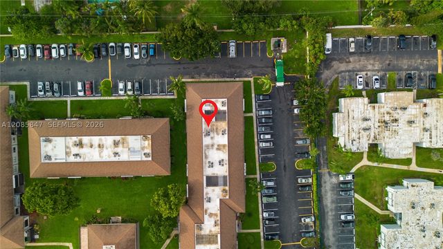 5767 Washington St F22, Hollywood, FL 33023