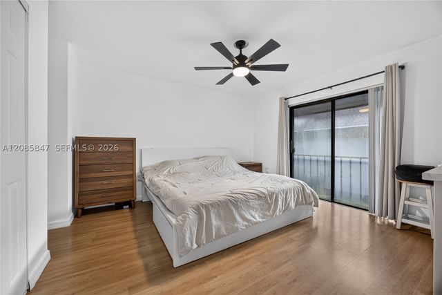 5767 Washington St F22, Hollywood, FL 33023