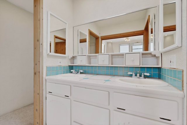 1201 Chihuahua Road NE, Rio Rancho, NM 87144