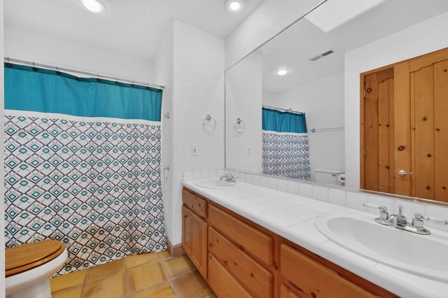 1201 Chihuahua Road NE, Rio Rancho, NM 87144