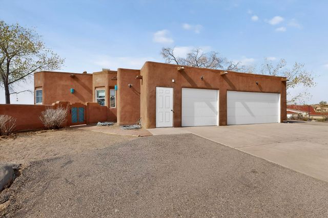 1201 Chihuahua Road NE, Rio Rancho, NM 87144