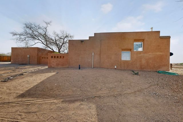 1201 Chihuahua Road NE, Rio Rancho, NM 87144