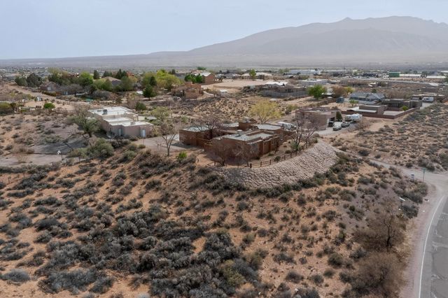 1201 Chihuahua Road NE, Rio Rancho, NM 87144