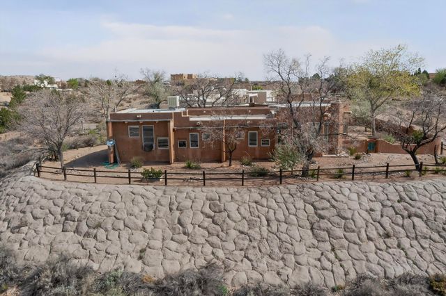 1201 Chihuahua Road NE, Rio Rancho, NM 87144