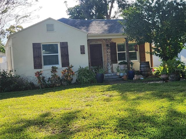 734 37TH AVENUE N, St Petersburg, FL 33704