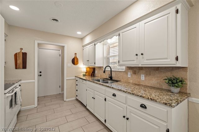 9413 Fresno Street, Fort Smith, AR 72903