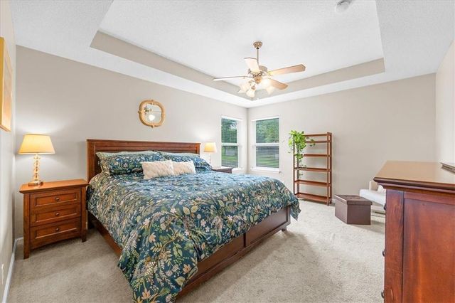 1813 N 156th Street, Basehor, KS 66007