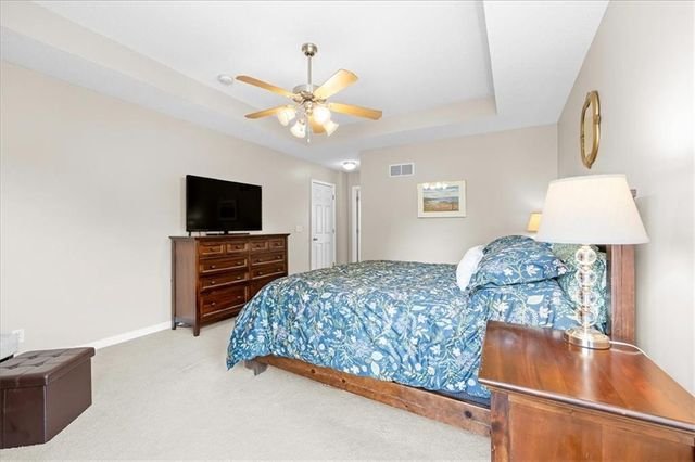 1813 N 156th Street, Basehor, KS 66007