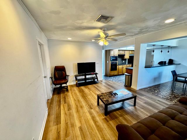 6600 NW 23rd Street, Margate, FL 33063