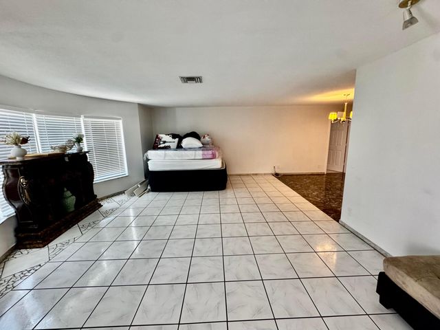 6600 NW 23rd Street, Margate, FL 33063