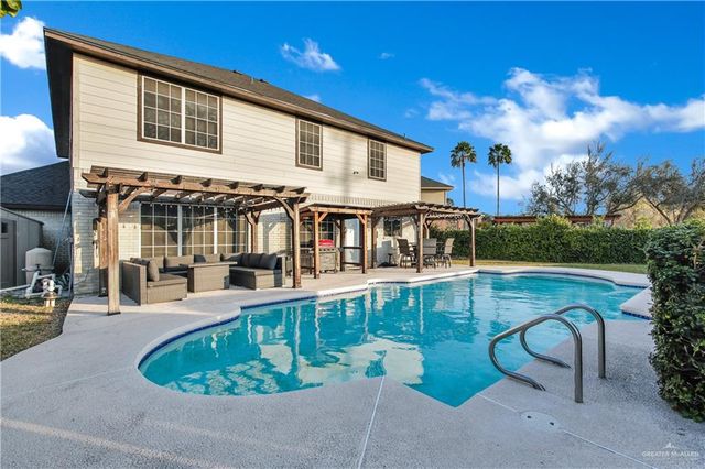 8203 N 22nd Lane, Mcallen, TX 78504