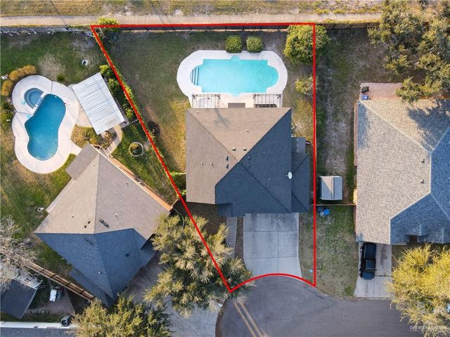 8203 N 22nd Lane, Mcallen, TX 78504