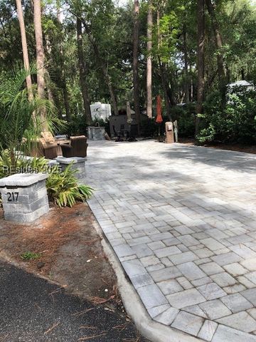 133 Arrow Rd #217, Hilton Head Island, SC 29928