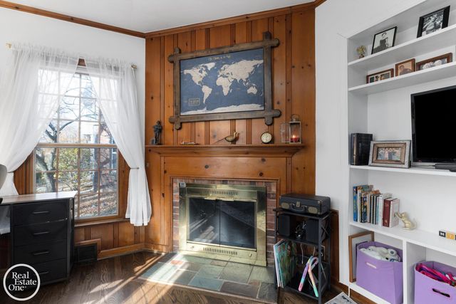 614 Pemberton Road, Grosse Pointe, MI 48230