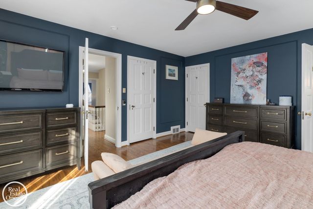 614 Pemberton Road, Grosse Pointe, MI 48230