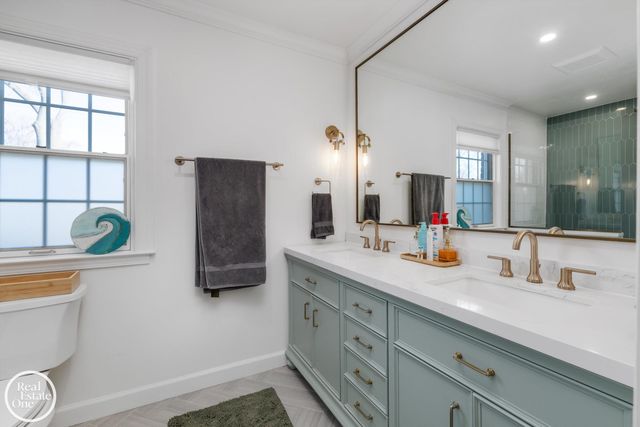 614 Pemberton Road, Grosse Pointe, MI 48230