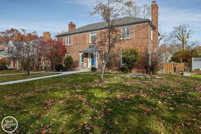 614 Pemberton Road, Grosse Pointe, MI 48230