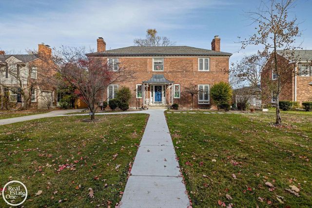 614 Pemberton Road, Grosse Pointe, MI 48230