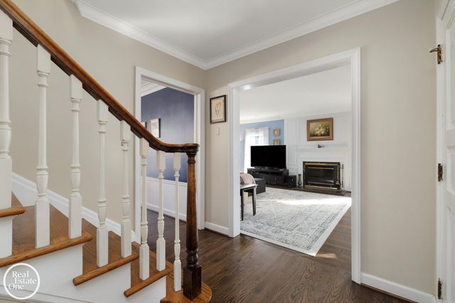 614 Pemberton Road, Grosse Pointe, MI 48230